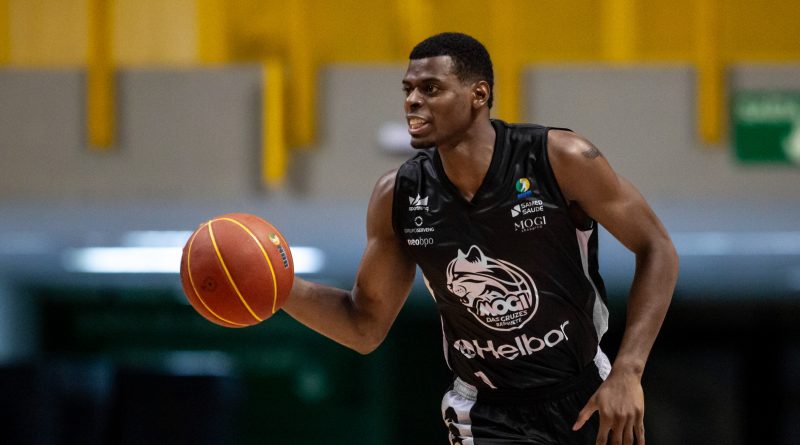 Atleta SUD Gui Deodato é cestinha em jogo de Mogi x Basquete Cearense